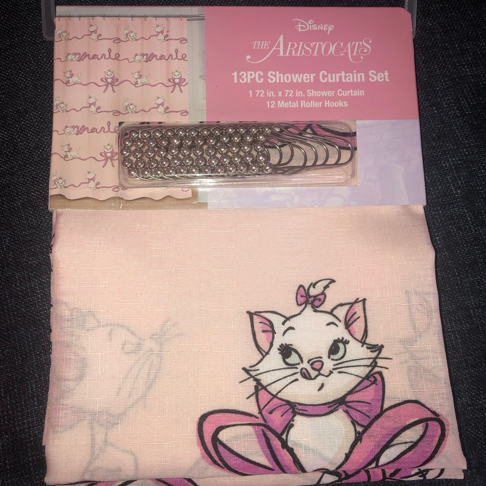💗 Disney The Aristocats Marie Pink Shower Curtain Set
